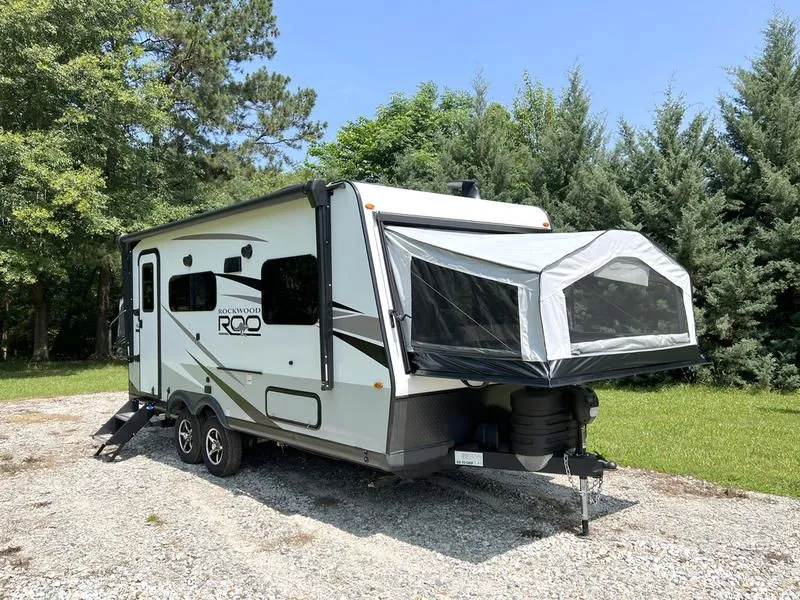 2023 Forest River Rockwood Roo Expandable Hybrid 19