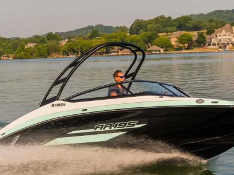 2023 Yamaha Marine AR195