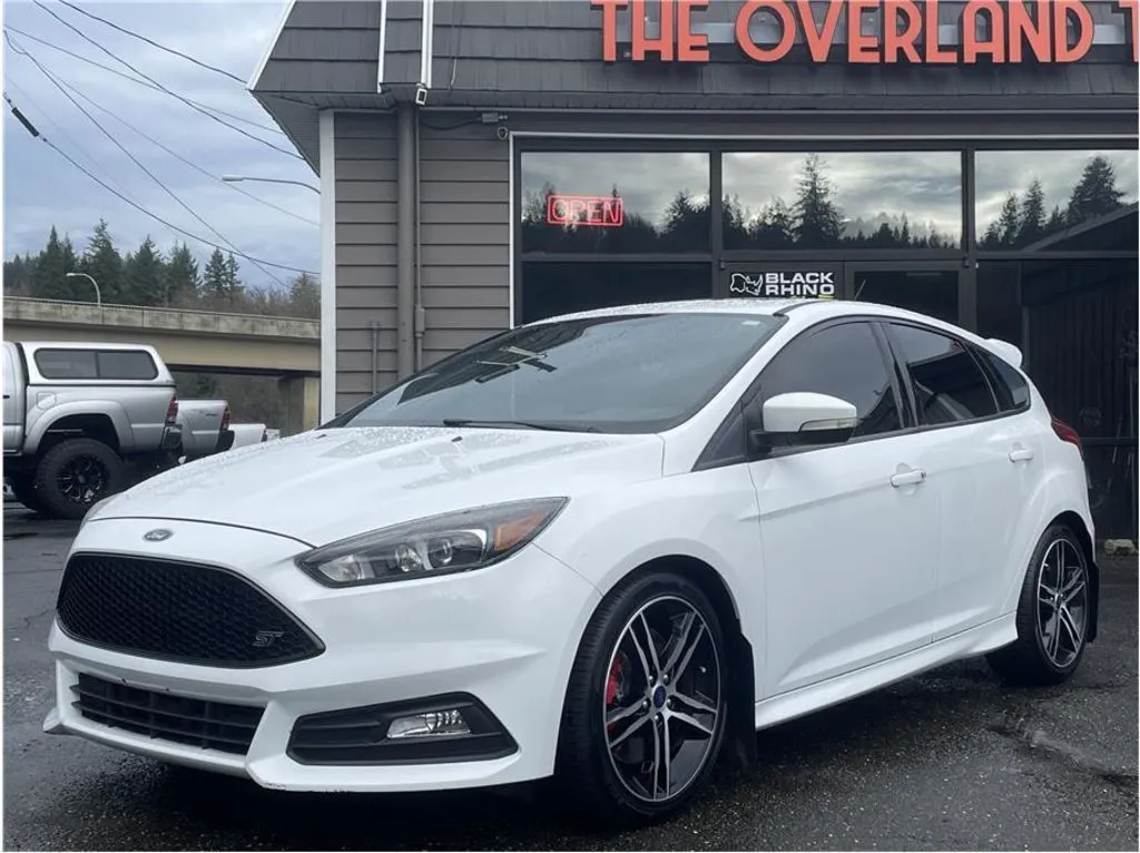 2017 Ford Focus ST Turbo Manual Hatchback