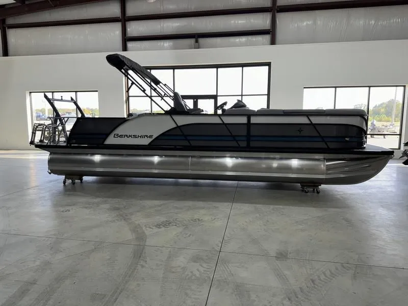 2024 Berkshire Pontoons 25 UL STS 3+