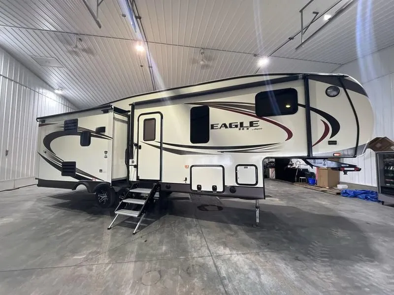 2016 Jayco  Eagle HT 28.5RSTS