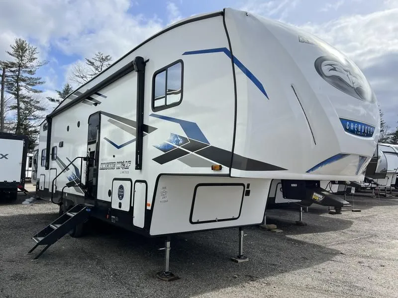 2024 Forest River RV  Cherokee Arctic Wolf 287BH