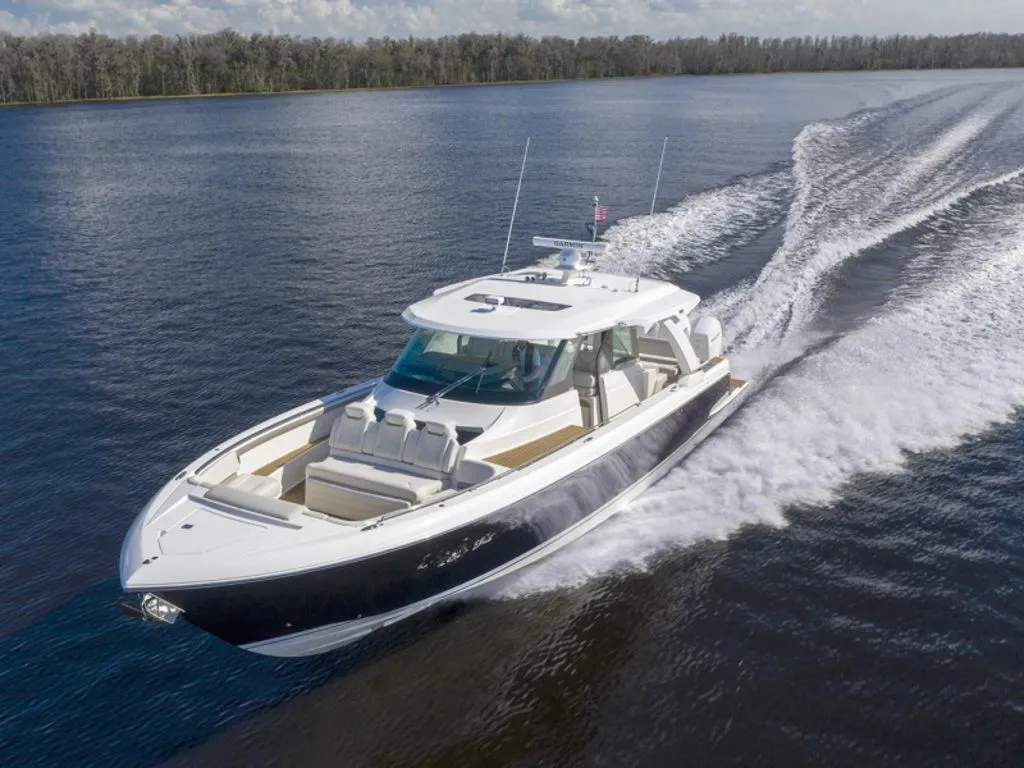 2024 Tiara Yachts 48LS