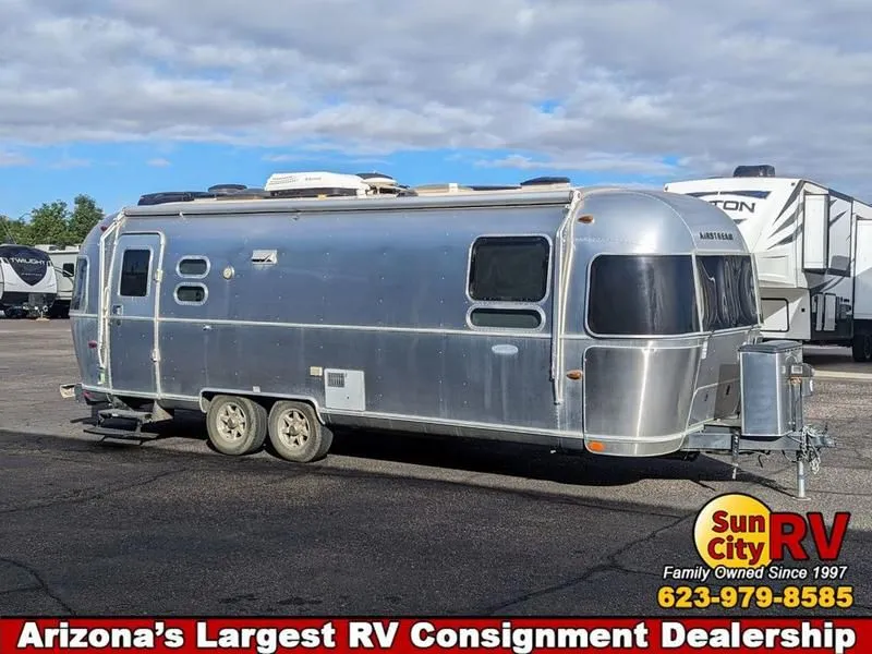 2015 Airstream Flying Cloud 27FB