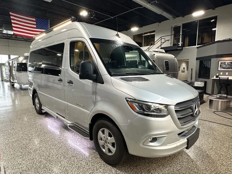 2024 Airstream Interstate 19SE