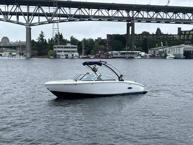 2021 Cobalt Boats CS23 Surf