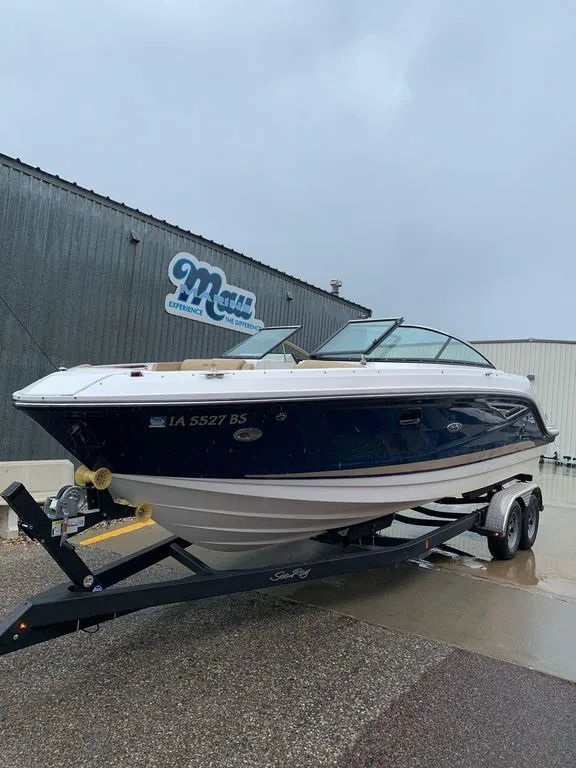 2019 Sea Ray SLX 250