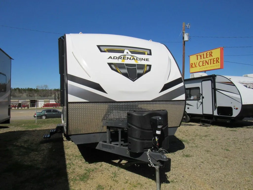 2022 Coachmen Adrenaline 23LT