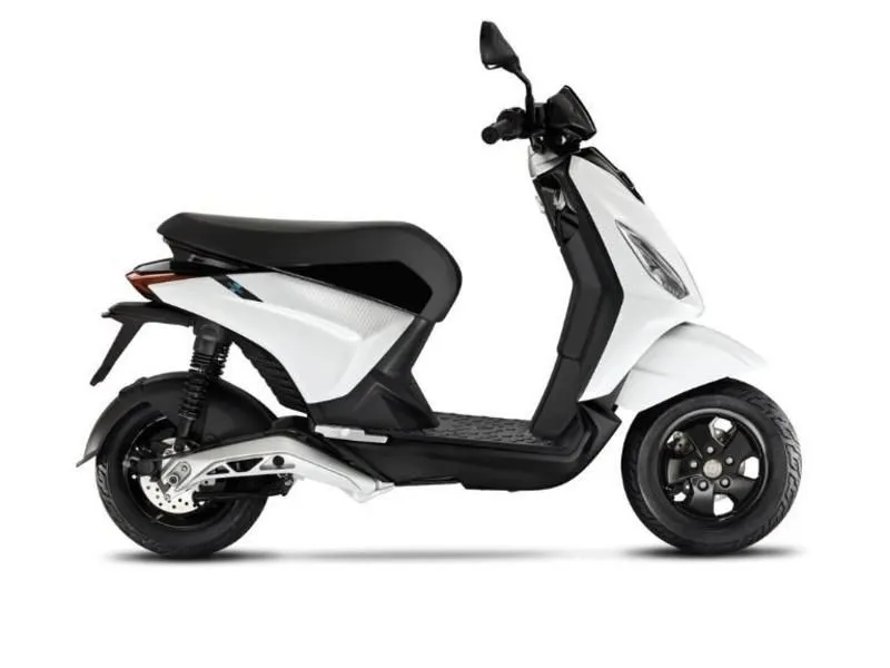 2022 Vespa Piaggio Active