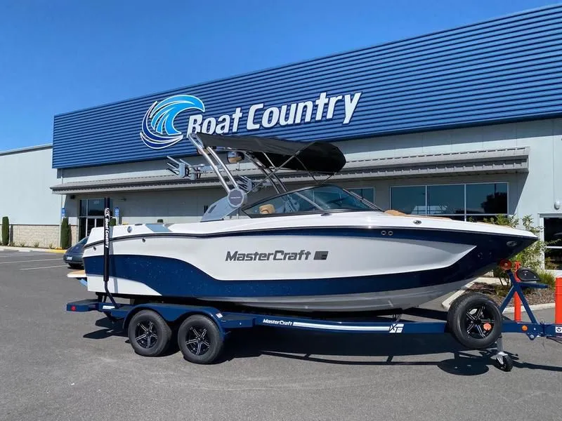 2023 MasterCraft XT22 T