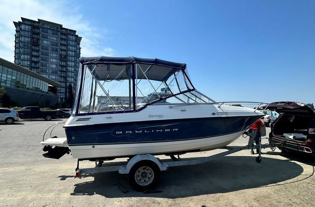2007 BAYLINER 192 DISCOVERY in Richmond, BC