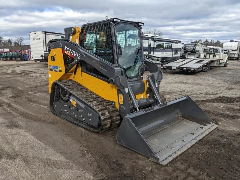 2023 XCMG  XC7-TV12 Tracked Skid Steer Loader with HVAC Cab and 72 HP