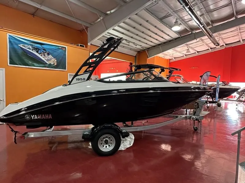 2024 Yamaha Marine 195S