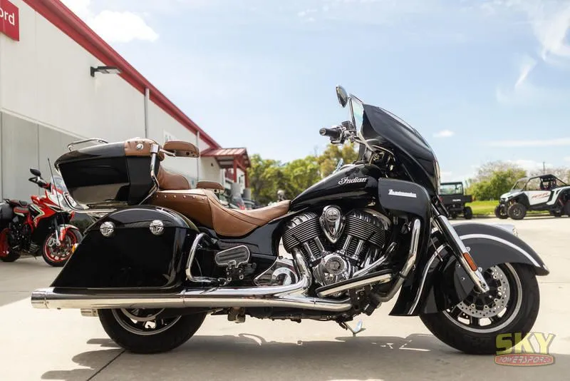 2015 Indian Motorcycle Roadmaster Thunder Black