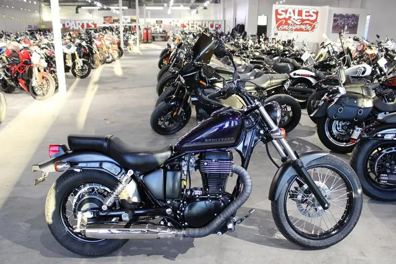 2018 Suzuki Boulevard S40