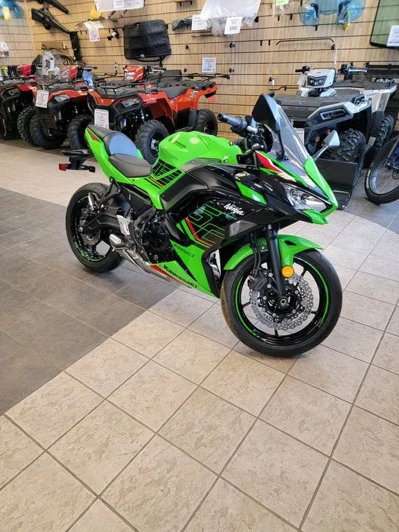 2023 Kawasaki Ninja 650 ABS KRT Edition