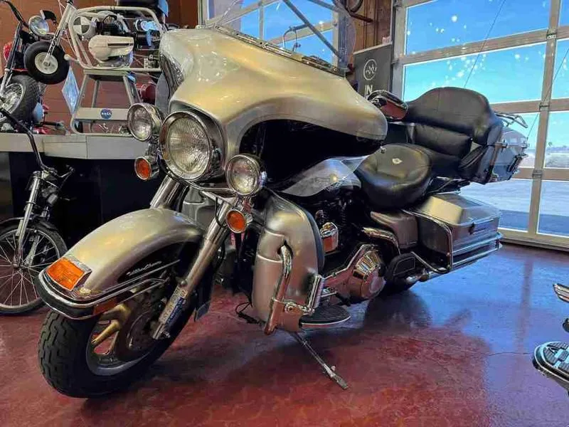 2003 Harley-Davidson FLHTCUI - Electra Glide Ultra Classic Injection