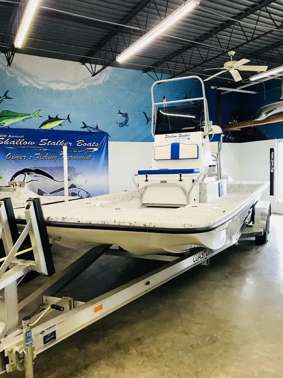 2023 Shallow Stalker Boats Cat240 RC Deluxe