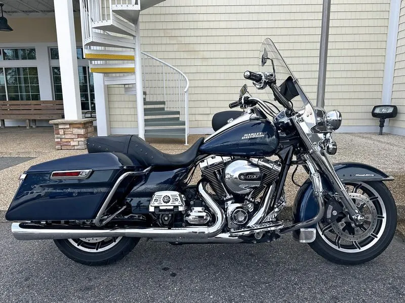 2016 Harley-Davidson FLHR - Road King