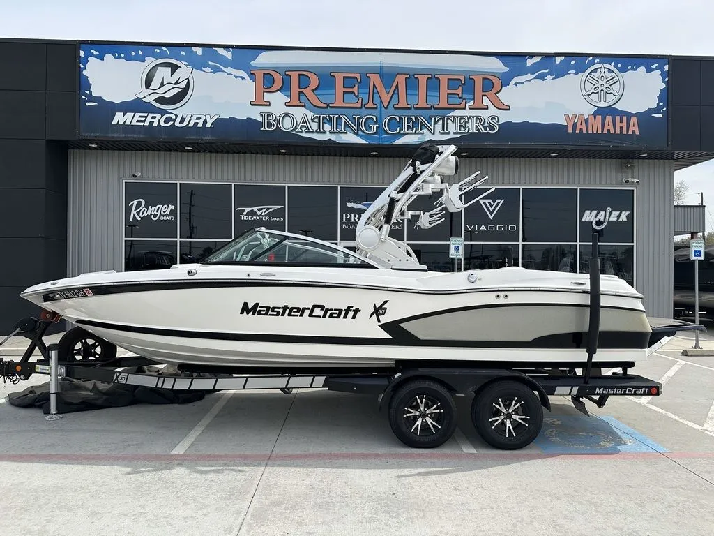 2016 MasterCraft X30