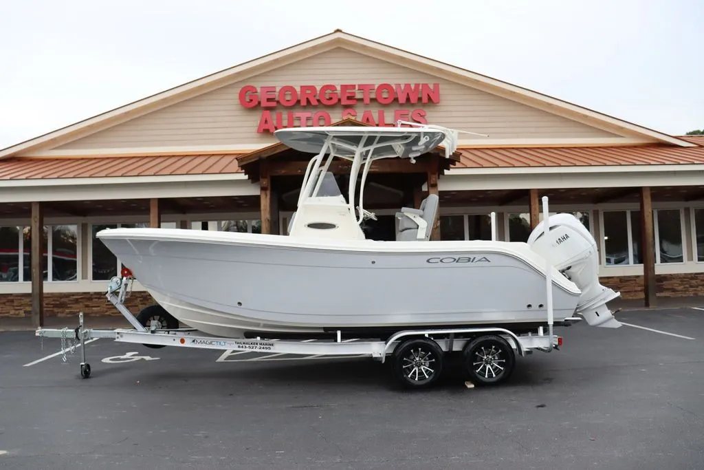 2024 Cobia Boats 220 CC in Georgetown, SC