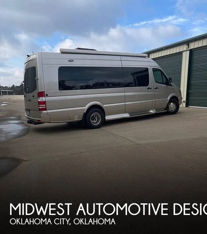 2019 Midwest Automotive Designs Weekender Patriot MD4