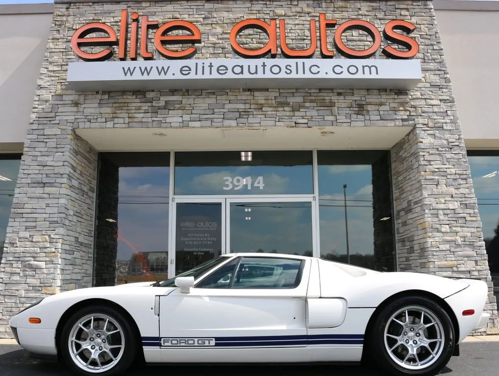 2006 Ford GT White ONLY 4k miles
