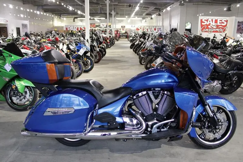 2013 Victory Motorcycles Cross Country Tour Boardwalk Blue