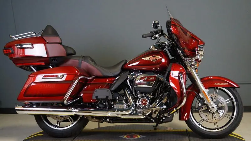 2023 Harley-Davidson FLHTKANV - Ultra Limited Anniversary Edition