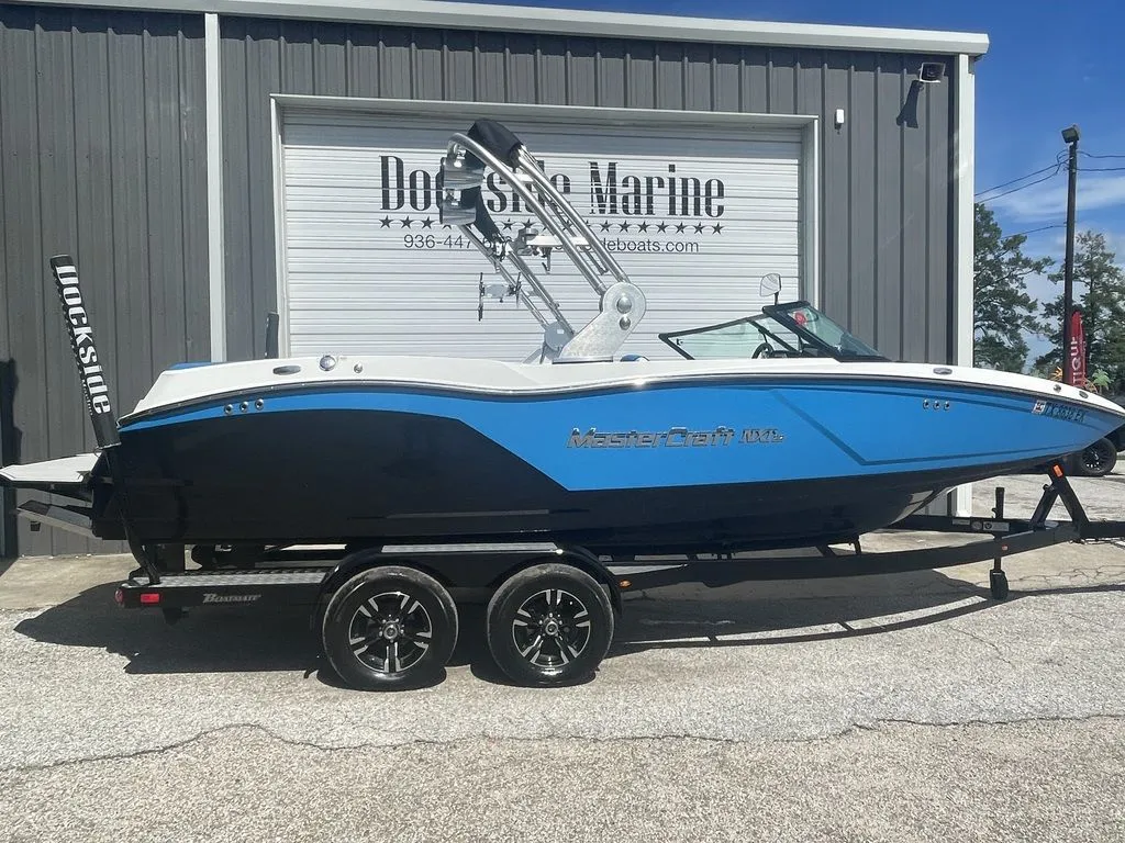 2018 MasterCraft NXT22