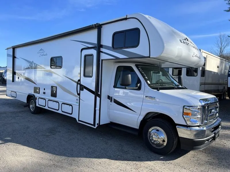 2023 East to West RV  Entrada 2900DS