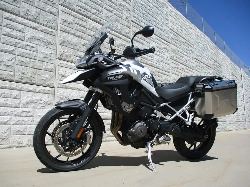 2023 Triumph Tiger 1200 GT Snowdonia White