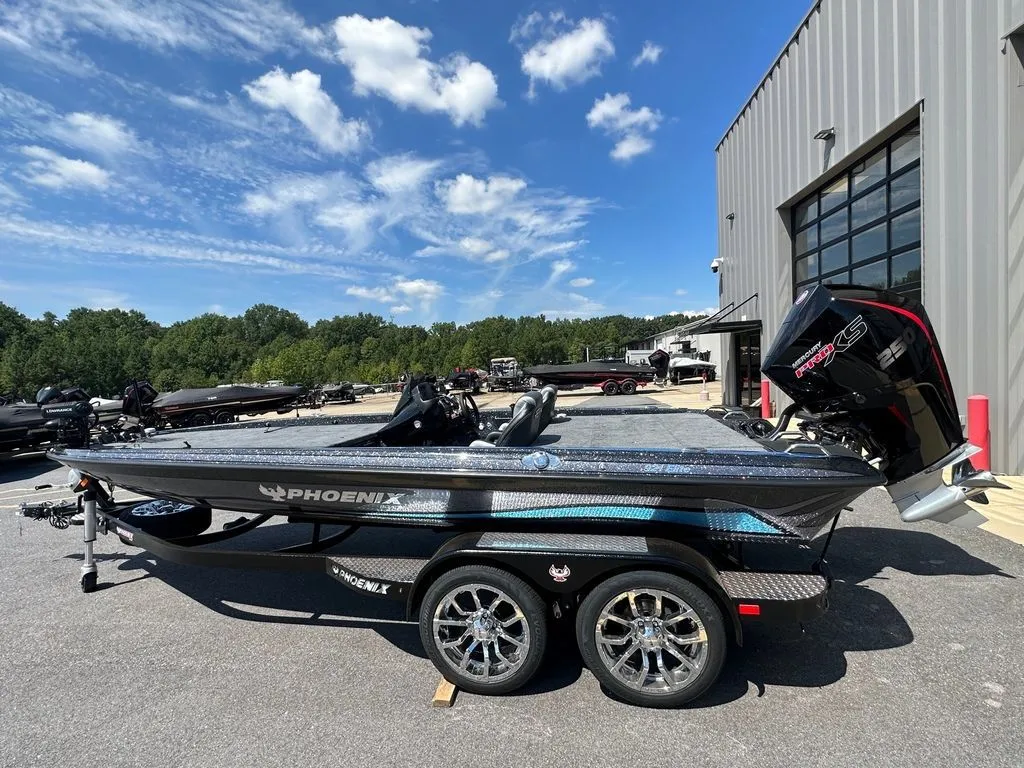 2024 Phoenix Bass Boats 921 Elite