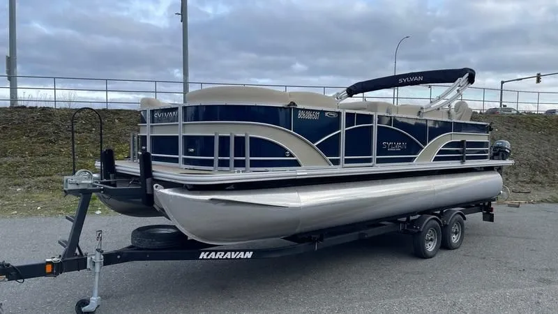 2018 Sylvan 8522 Cruise-n-Fish LE