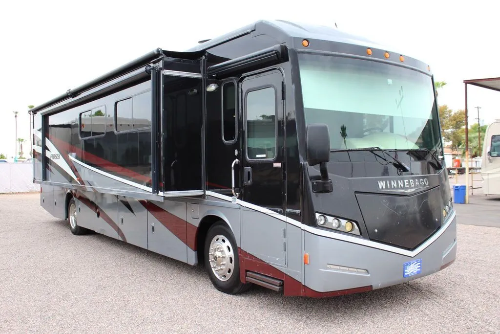 2014 Winnebago Forza 38R