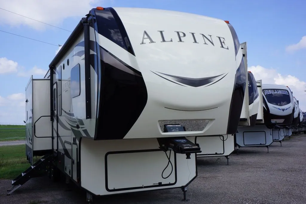 2020 Keystone RV Alpine 3321MK