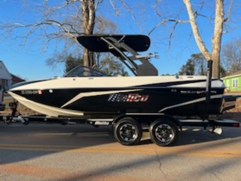 2019 Malibu Boats 21 VLX in Seneca, SC