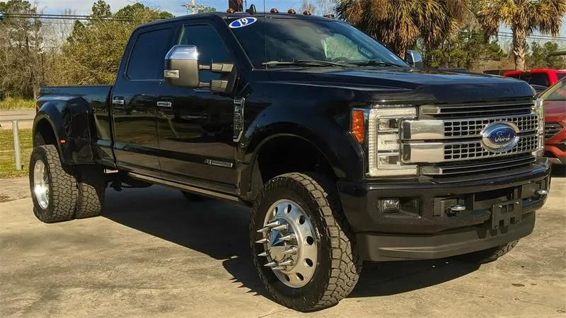 2019 Ford F-350SD 4WD Platinum Power Stroke 6.7L V8 DI 32V OHV Turbodiesel