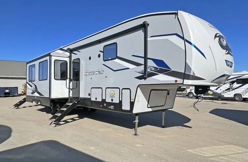 2023 Forest River RV  Cherokee Arctic Wolf 3810SUITE