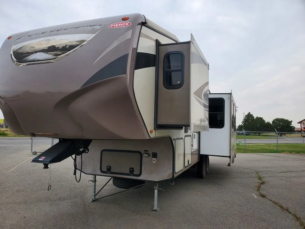 2012 CrossRoads RV 300CK