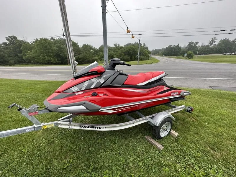 2023 Yamaha Waverunners VX Deluxe with Audio