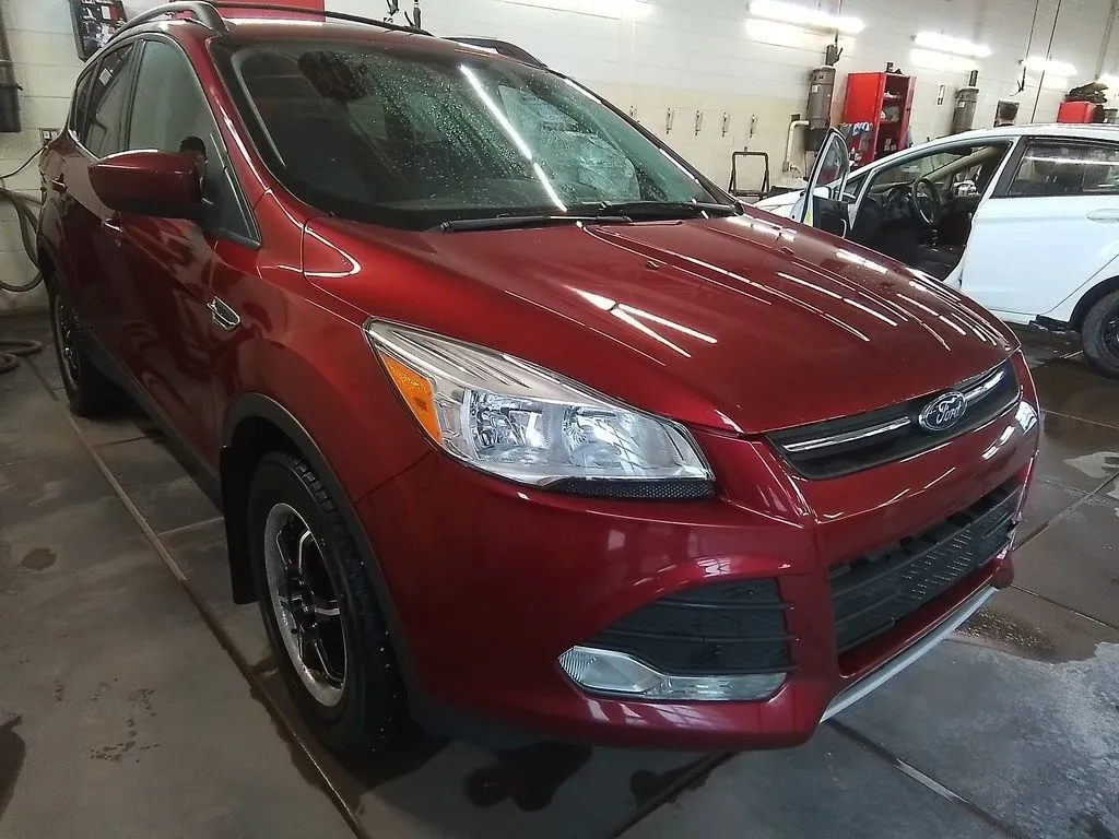 2013 Ford Escape SE! 4WD! LEATHER! HEATEDSEATS! AUTOCLIMATE!