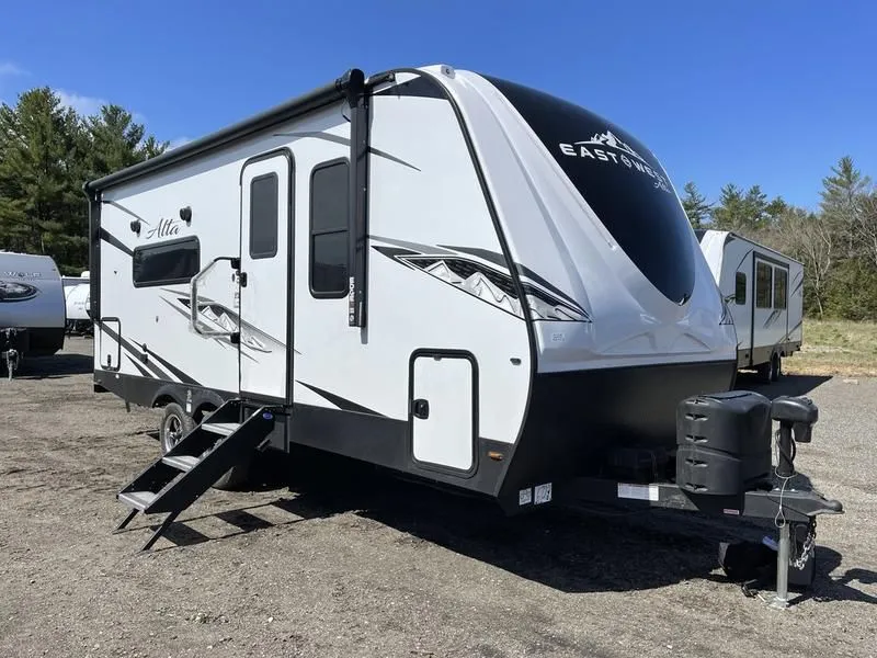 2022 East to West RV  Alta 1900MMK