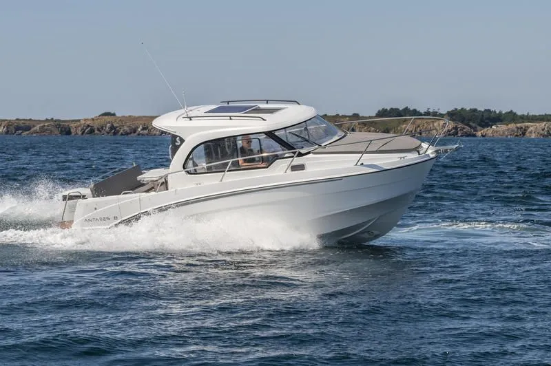 2024 Beneteau Antares 8 V2 Cruise Edition in Shady Side, MD