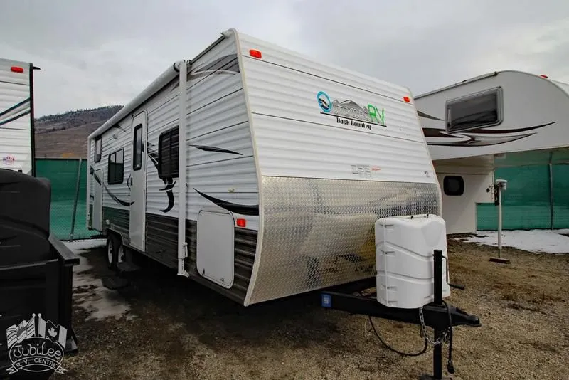 2011 Outdoors RV Back Country 24F