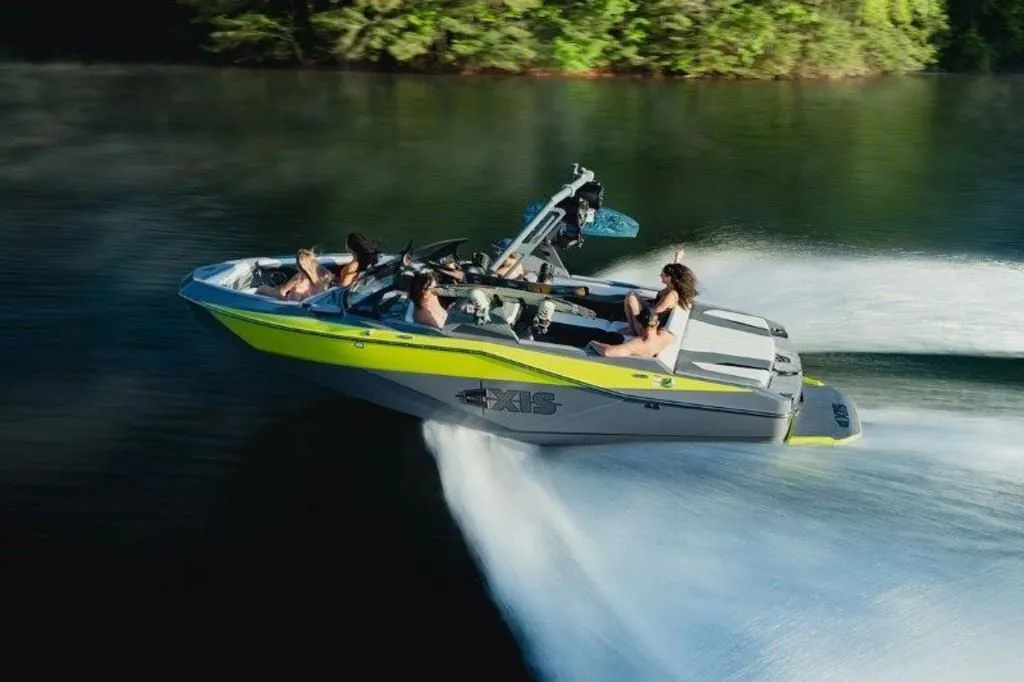2024 Axis Wake Research T220-r