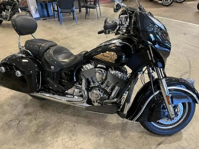 2019 Indian Motorcycle Chieftain Classic Thunder Black