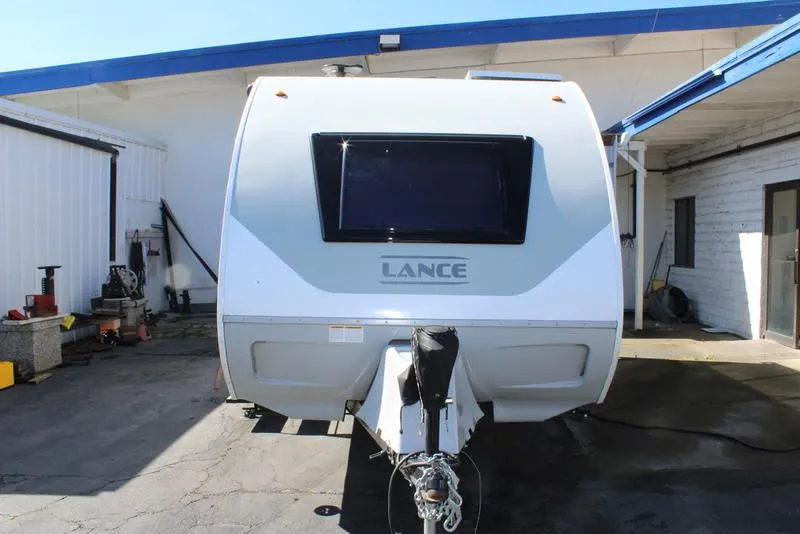 2021 Lance Travel Trailer 3500 Pounds Tow Rating 1575