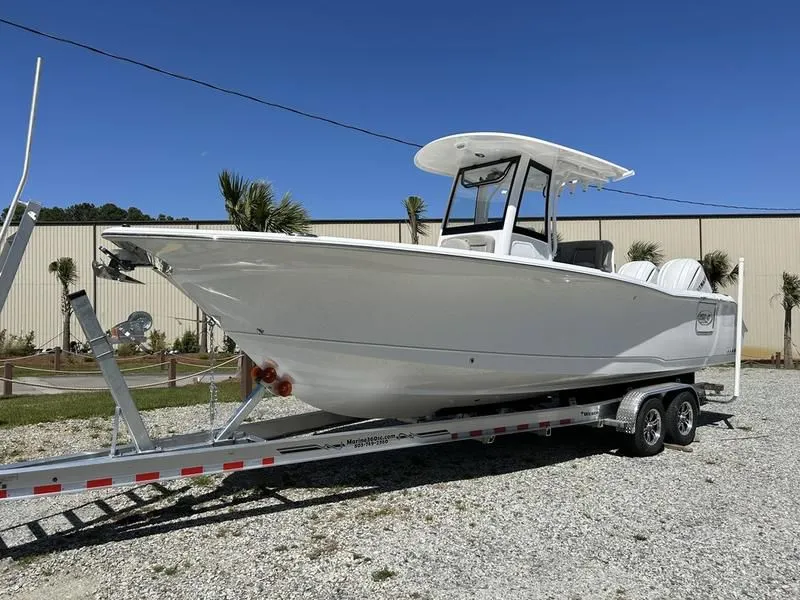 2024 Sea Hunt Gamefish 27 with Forward Seating in Chapin, SC