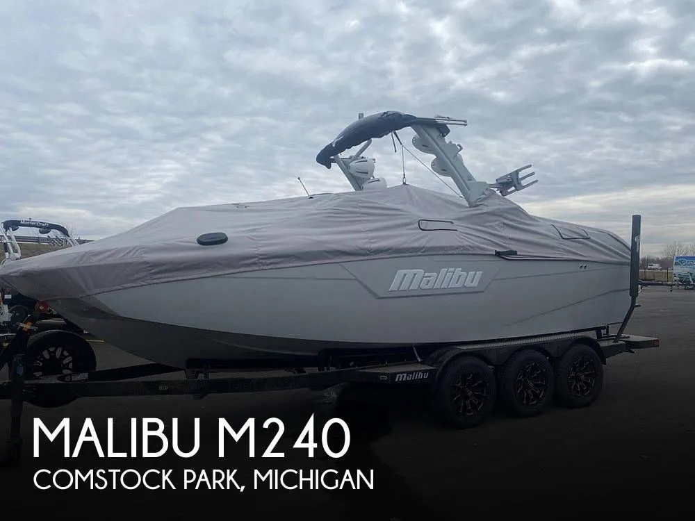 2023 Malibu M240 in Comstock Park, MI